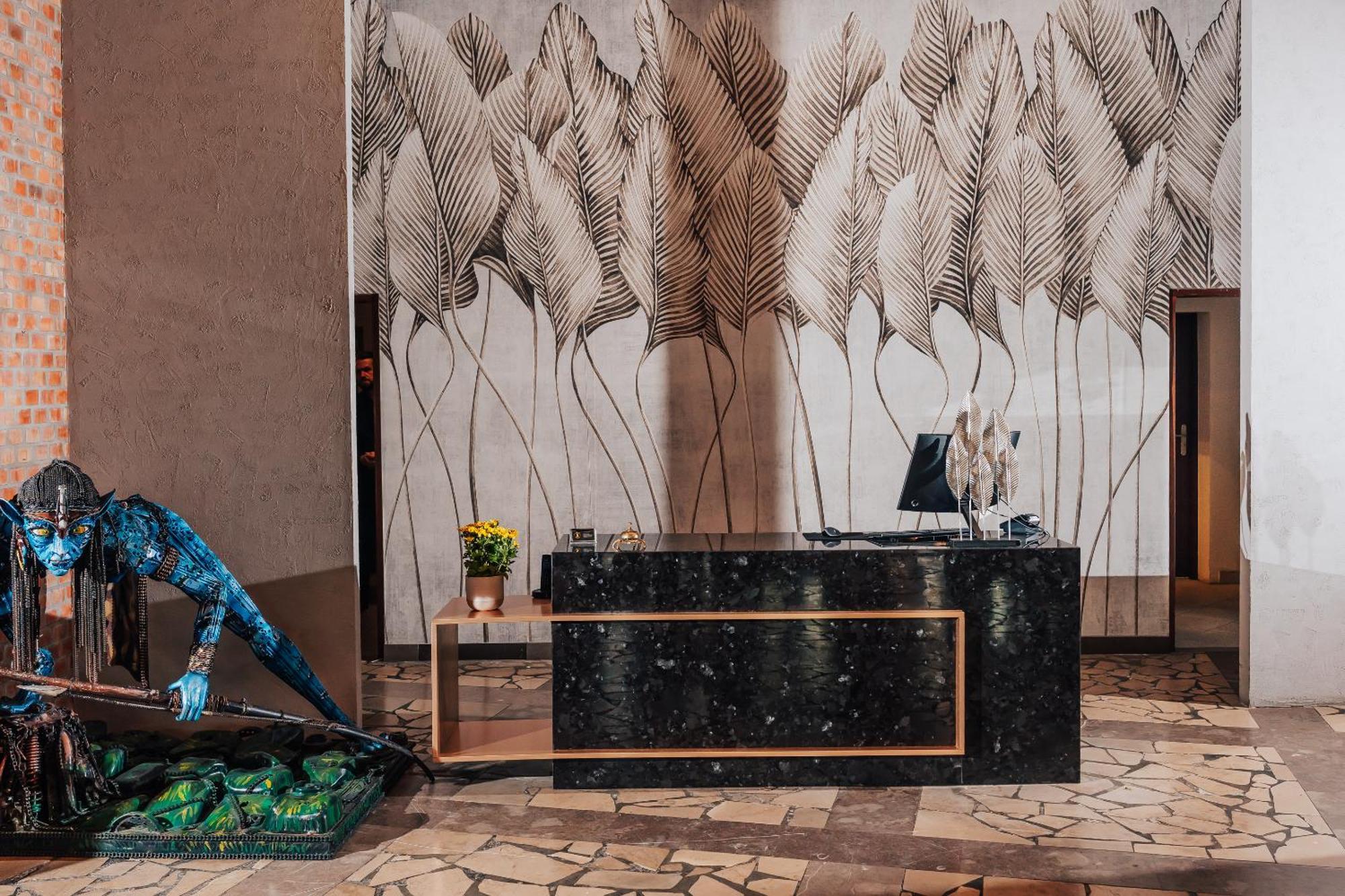 Hotel Sphinx Zabia Wola エクステリア 写真